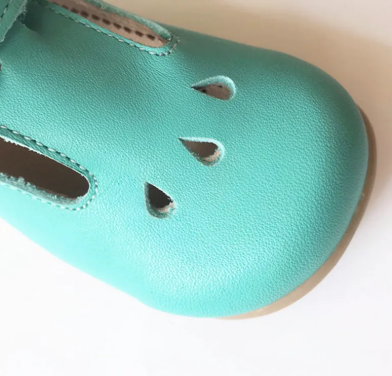 Petasil | Tia | T-Bar | Mint