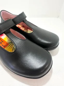 Petasil School Shoes | Thais | Black Leather